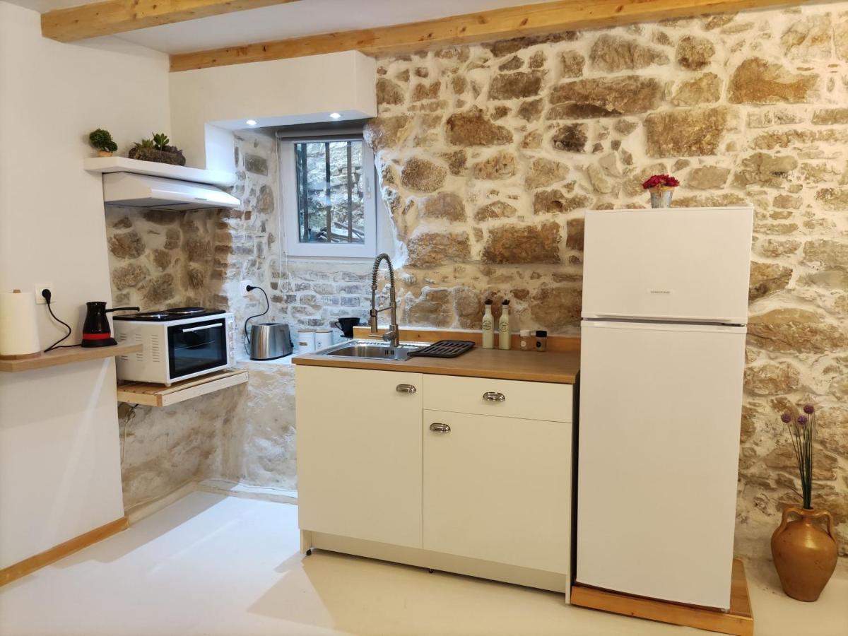 Zaira's Corfu Town Apartment *